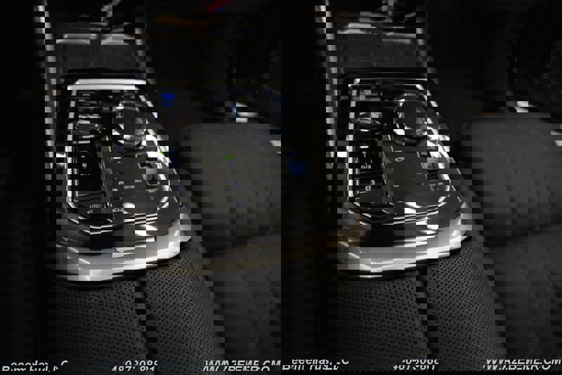 Used 2024 BMW i7 M70 w/ Executive Package image 34