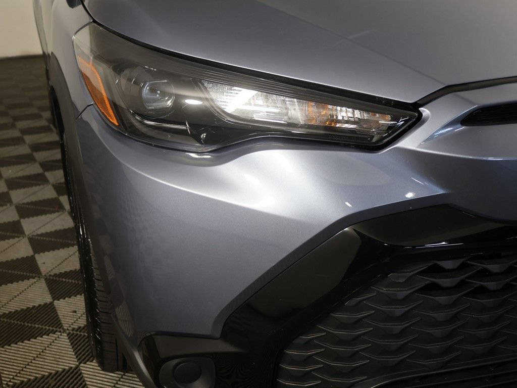 Used 2024 Toyota Corolla Cross AWD Hybrid image 11