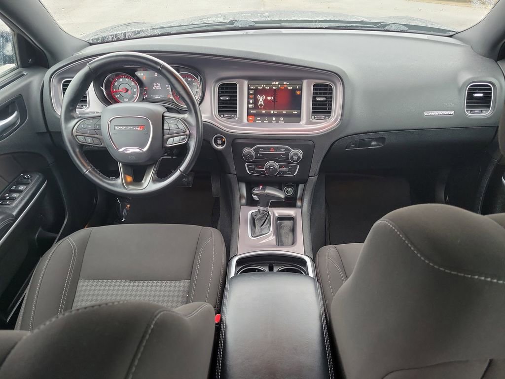 Used 2023 Dodge Charger SXT RWD image 10