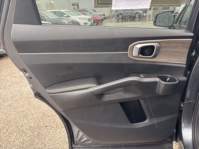 Certified 2022 Kia Sorento S image 26