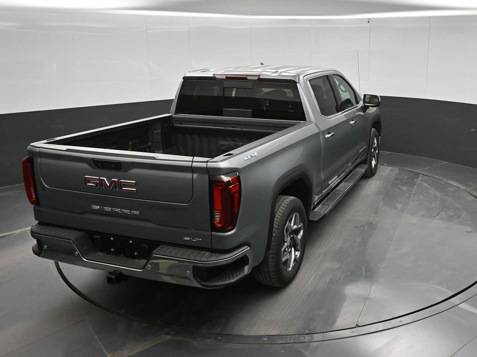 New 2026 GMC Sierra 1500 SLT w/ SLT Premium Plus Package AWD/4WD image 26