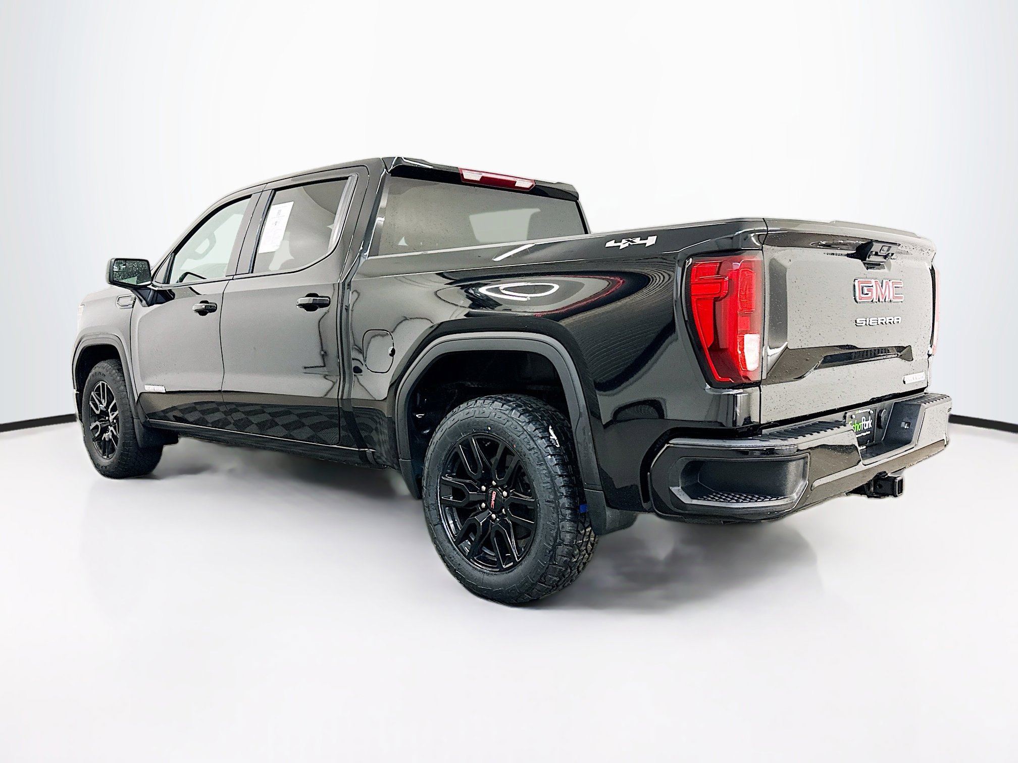 Used 2023 GMC Sierra 1500 Elevation image 5