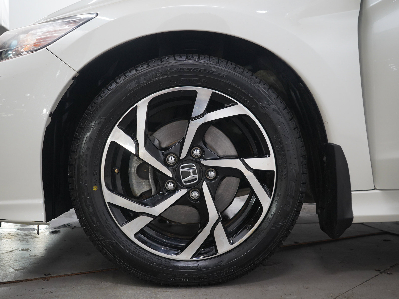 Used 2016 Honda CR-Z EX image 25