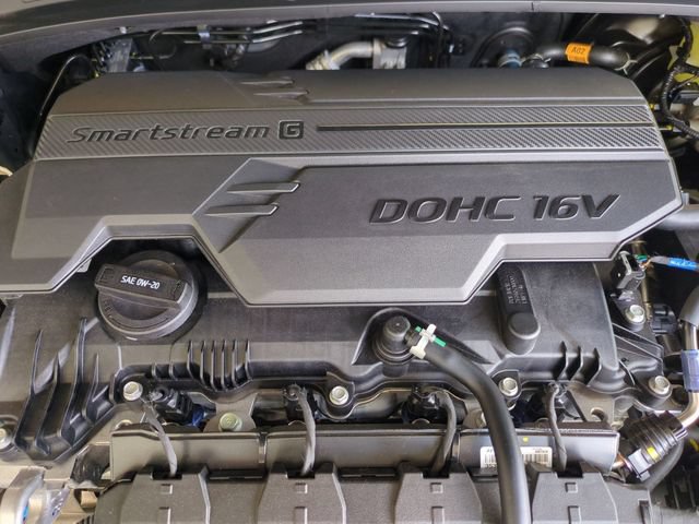 Certified 2026 Hyundai Elantra SE FWD image 20