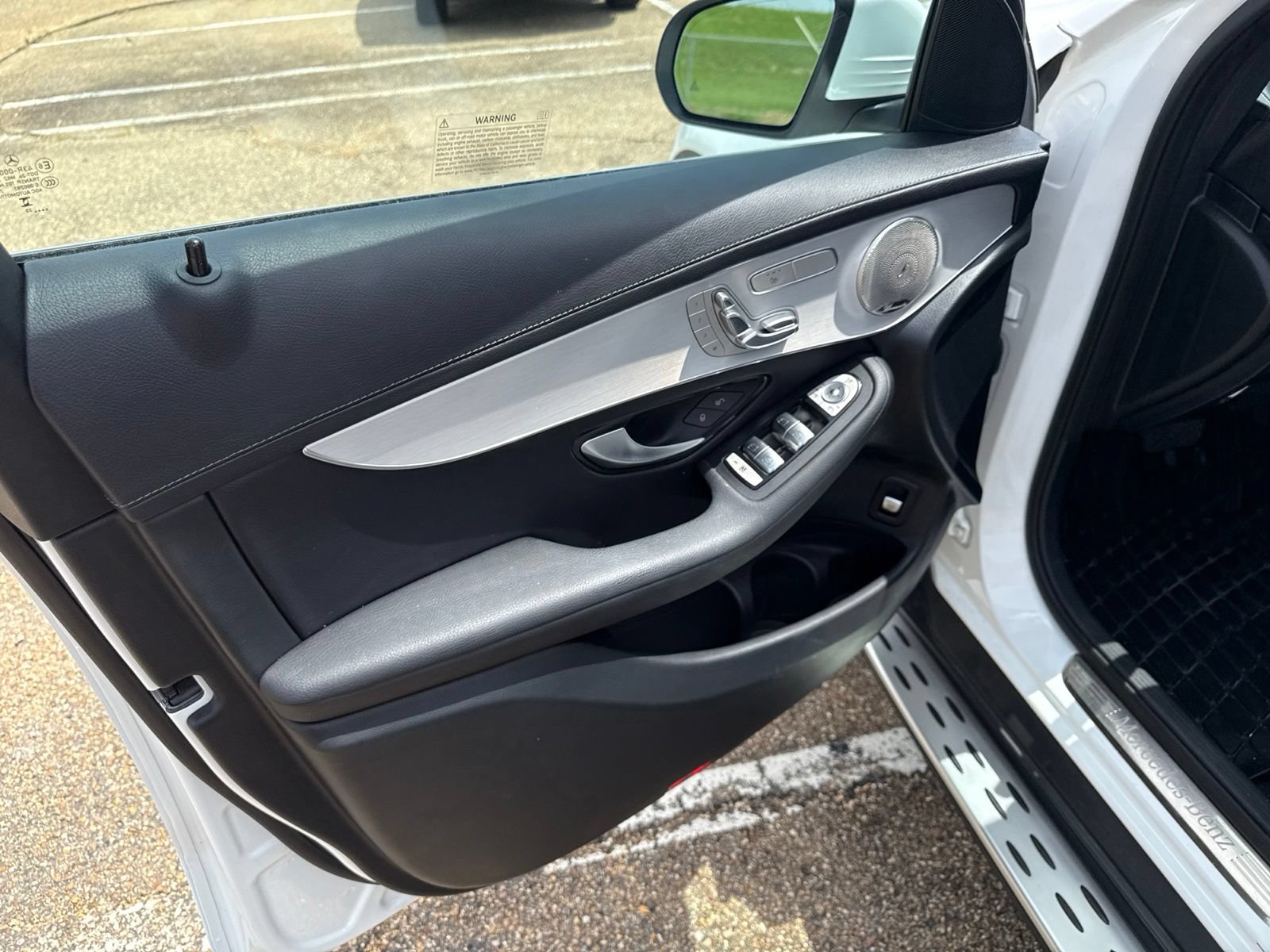 Used 2023 Mercedes-Benz GLC 300 4MATIC Coupe image 12