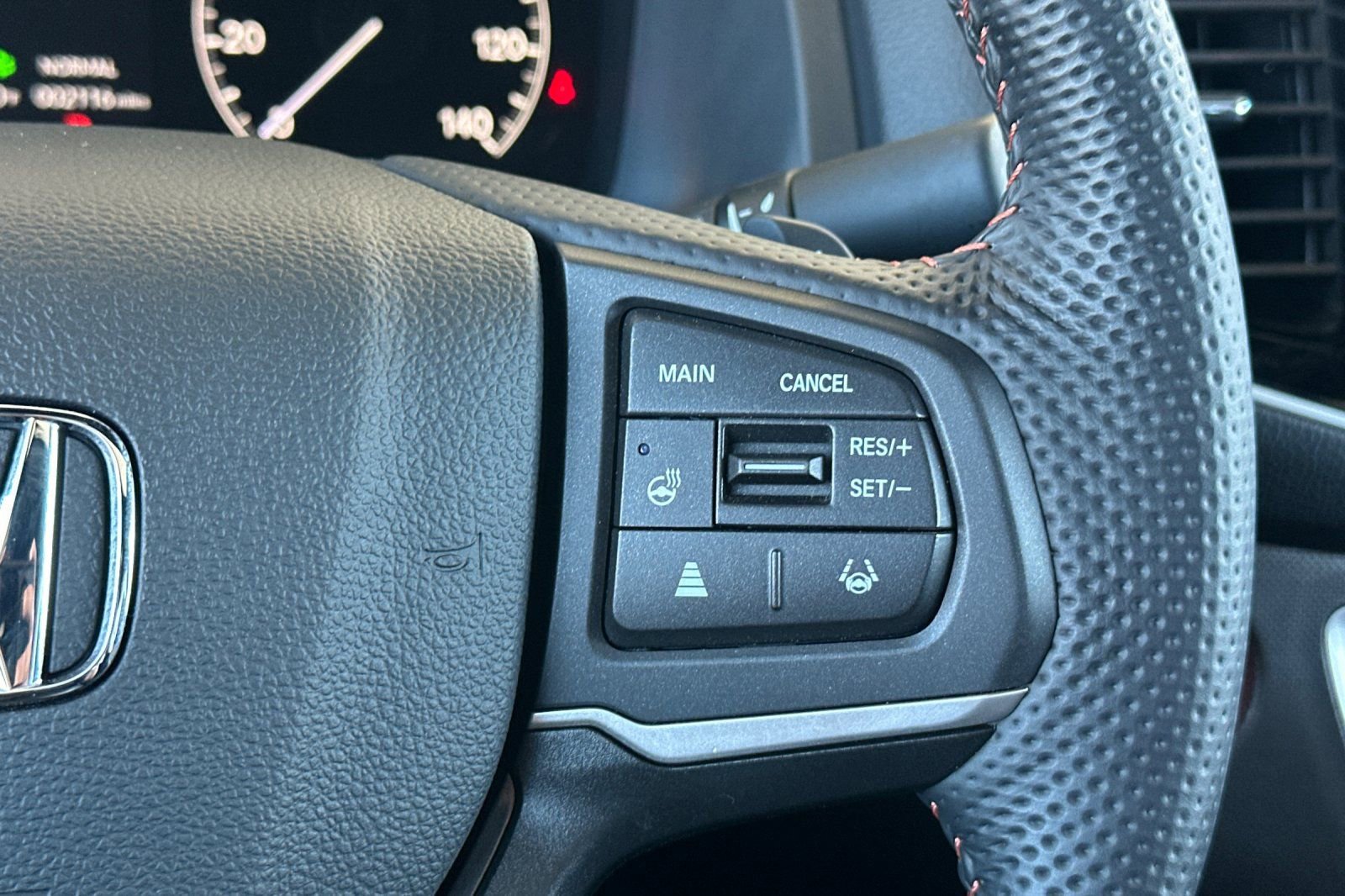 Used 2025 Honda Ridgeline TrailSport image 29