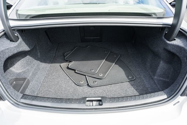 Used 2025 Volvo S60 B5 Plus AWD/4WD image 10