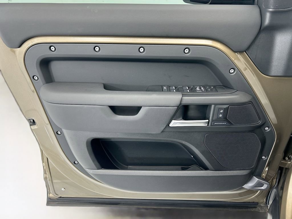 Certified 2025 Land Rover Defender 110 S image 23