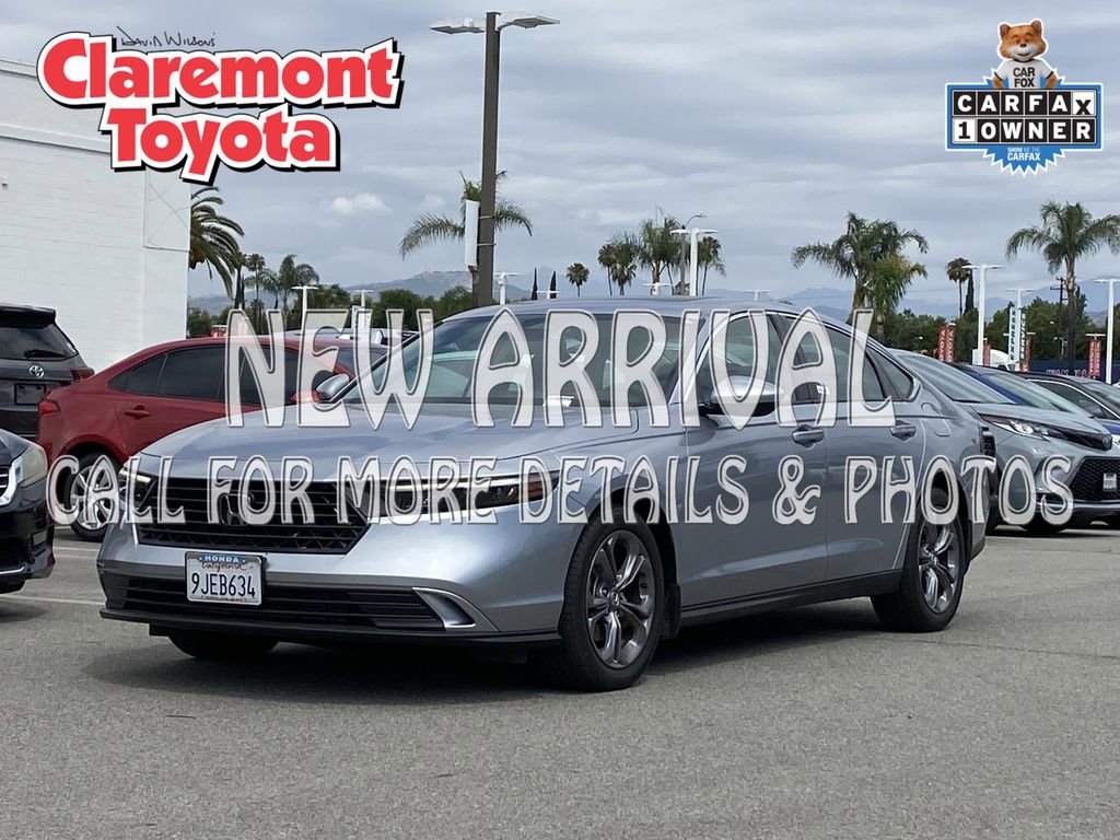 Used 2023 Honda Accord EX image 1