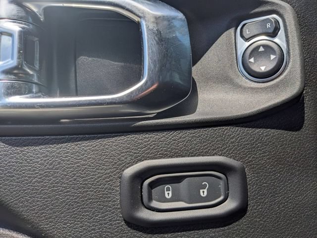 Used 2026 Jeep Gladiator Rubicon AWD/4WD image 15