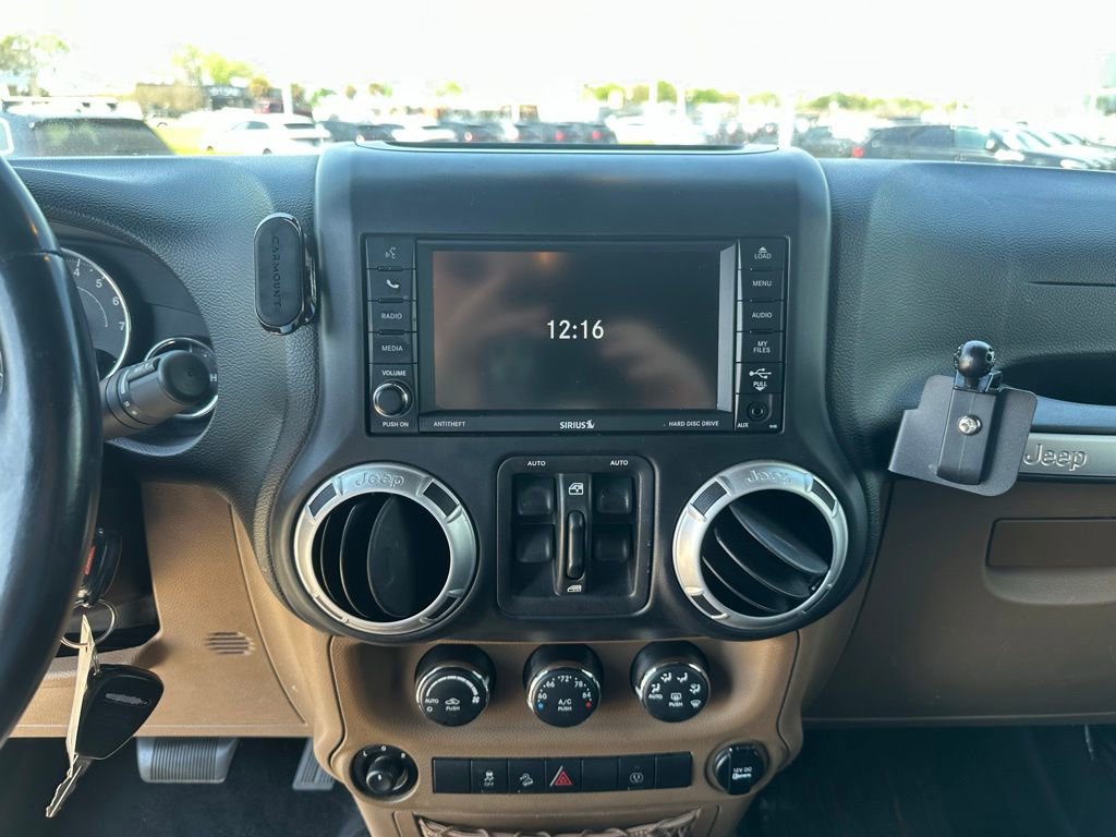 Used 2013 Jeep Wrangler Unlimited Sahara w/ Connectivity Group image 15