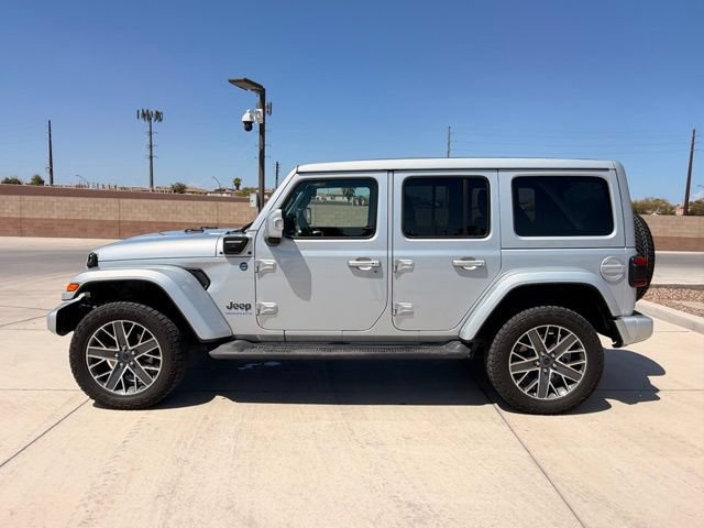 Used 2024 Jeep Wrangler High Altitude AWD/4WD image 10