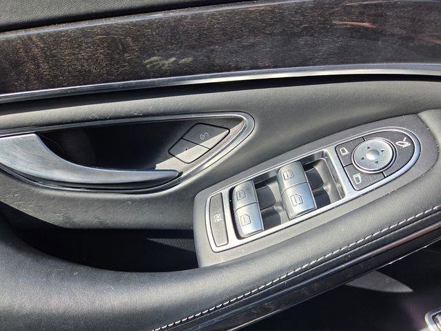 Used 2018 Mercedes-Benz S 560 Sedan image 18