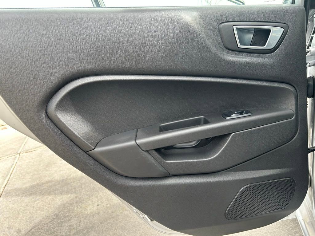 Used 2016 Ford Fiesta SE FWD image 23