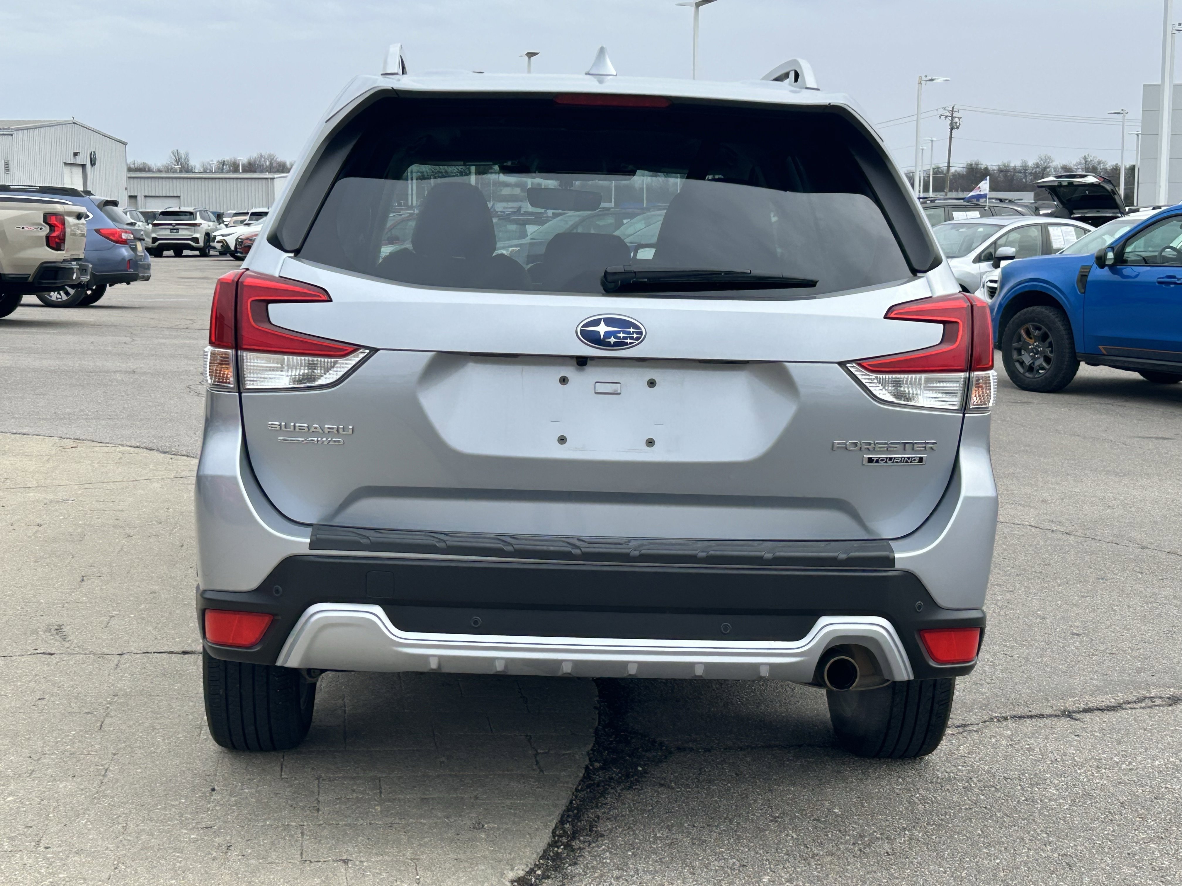 Used 2023 Subaru Forester Touring image 6