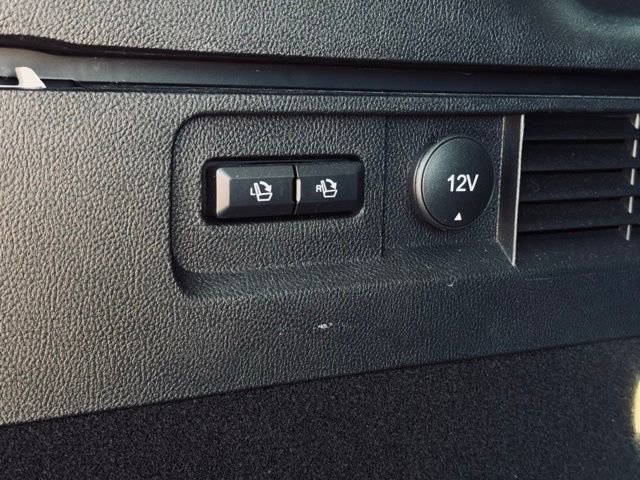 Used 2023 Lincoln Nautilus AWD image 11