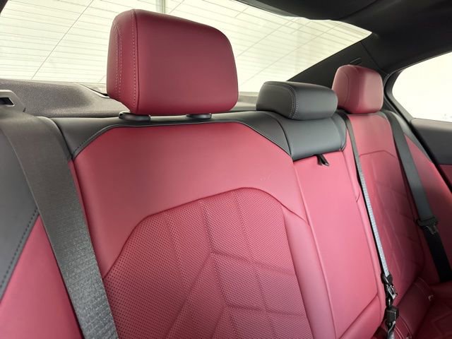 Used 2025 BMW i5 xDrive40 w/ Premium Package image 50