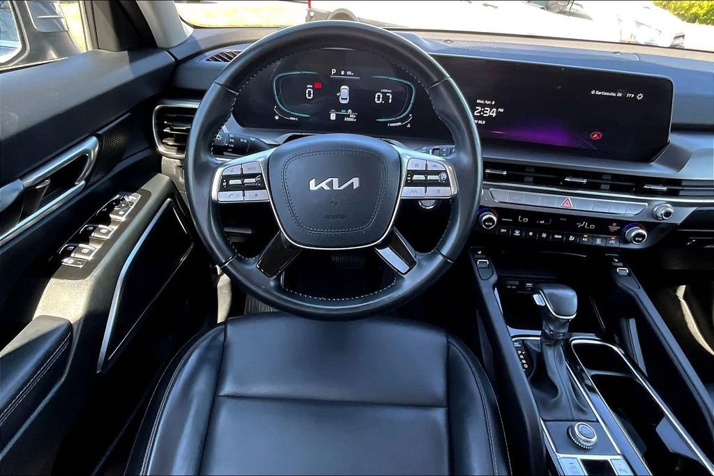 Used 2025 Kia Telluride S image 5
