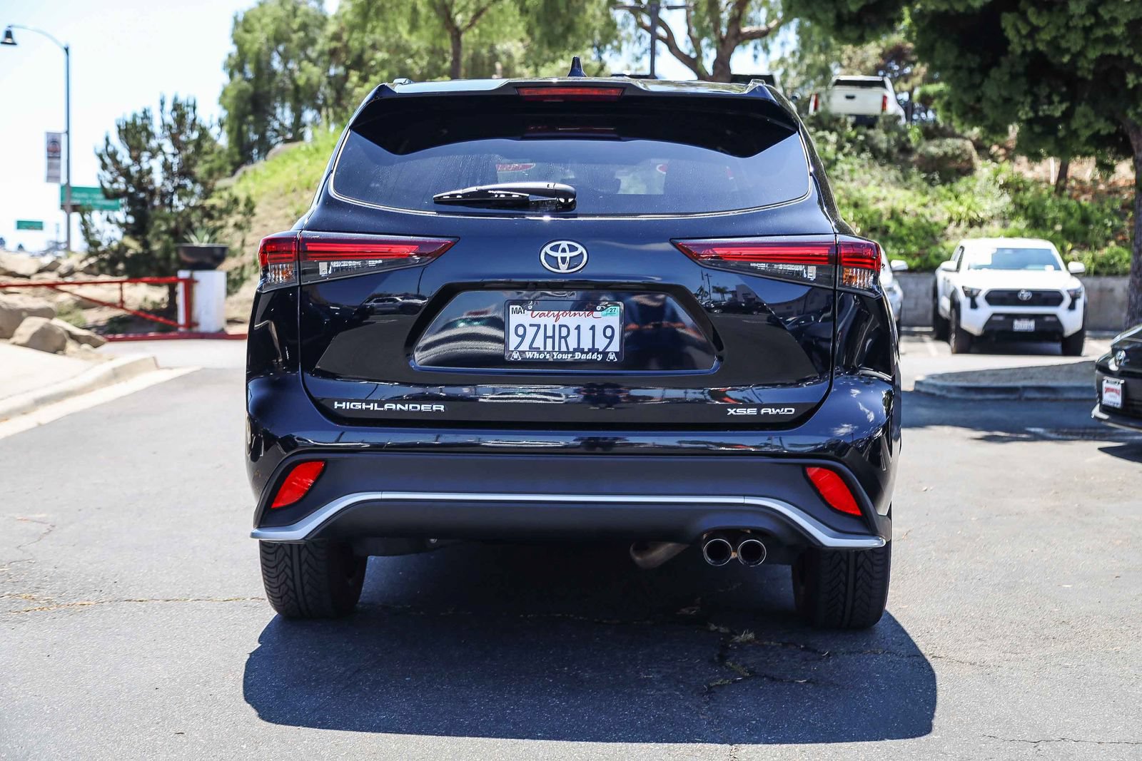 Used 2025 Toyota Highlander XSE AWD/4WD image 5