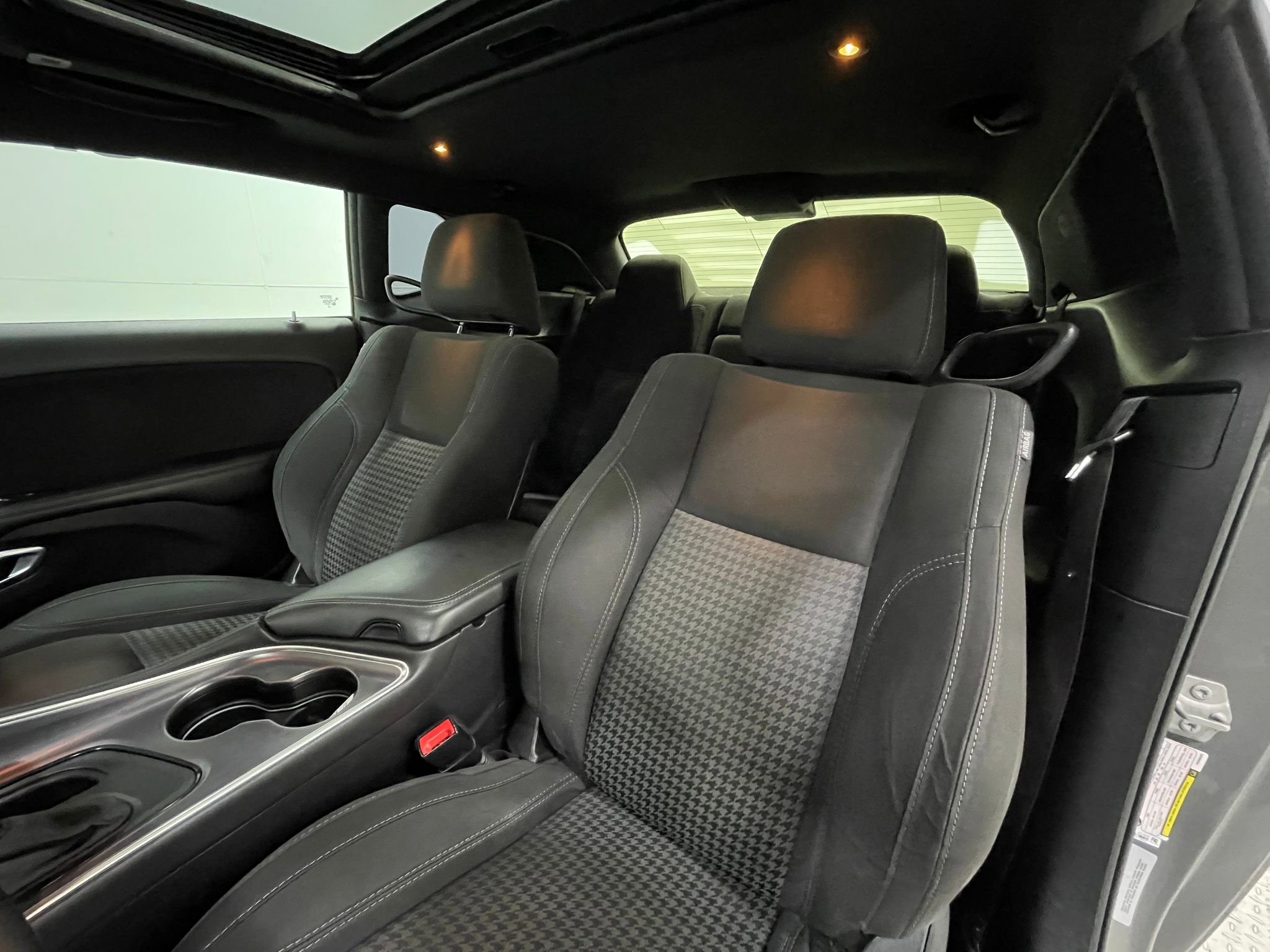 Used 2017 Dodge Challenger R/T w/ Driver Convenience Group image 13