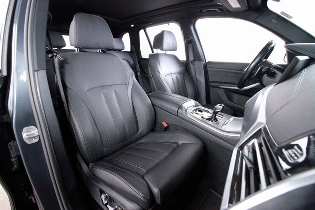 Used 2022 BMW X5 xDrive45e image 24