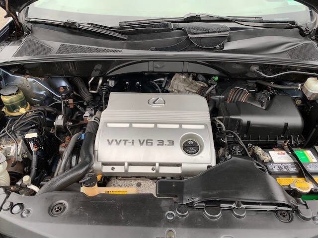 Used 2004 Lexus RX 330 AWD image 3