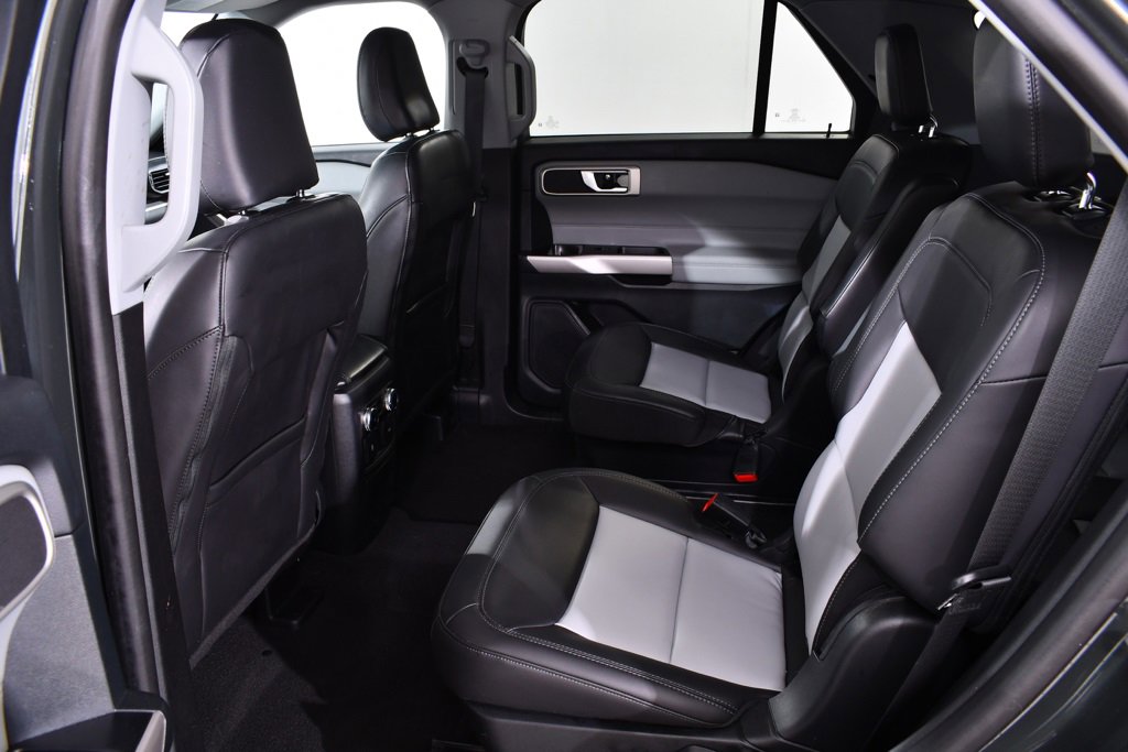 Used 2023 Ford Explorer XLT w/ Equipment Group 202A image 16