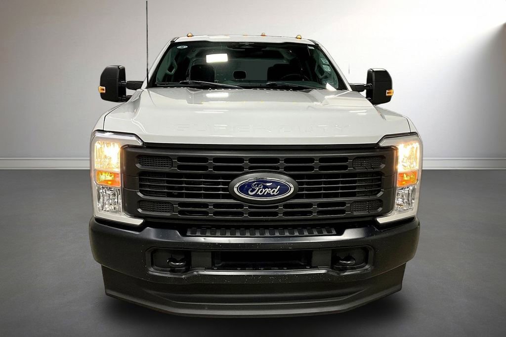 Used 2023 Ford F350 XL image 2