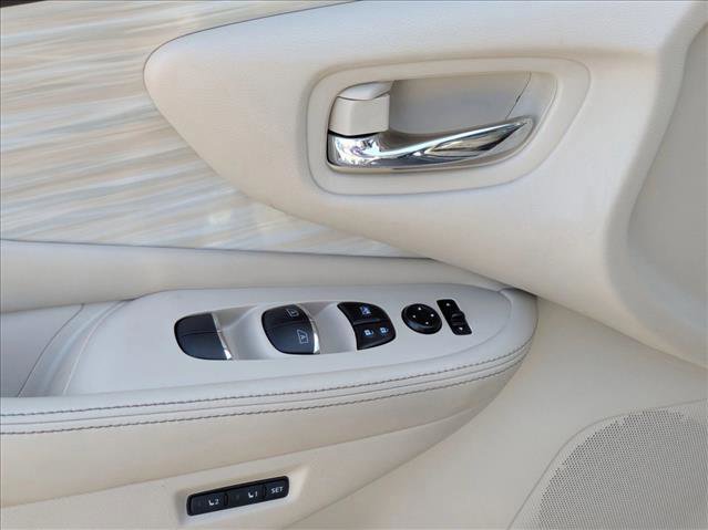 Used 2015 Nissan Murano Platinum FWD image 5