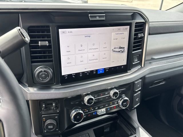 Used 2026 Ford F250 Platinum AWD/4WD image 18