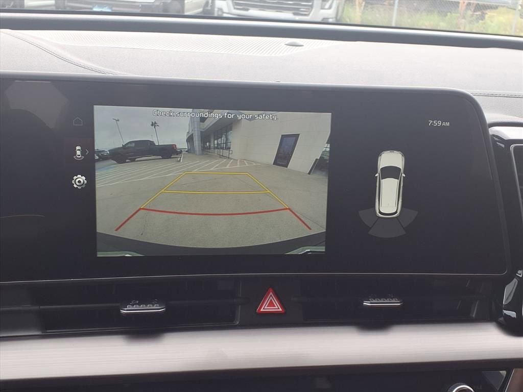 Used 2024 Kia Sportage EX AWD/4WD image 5