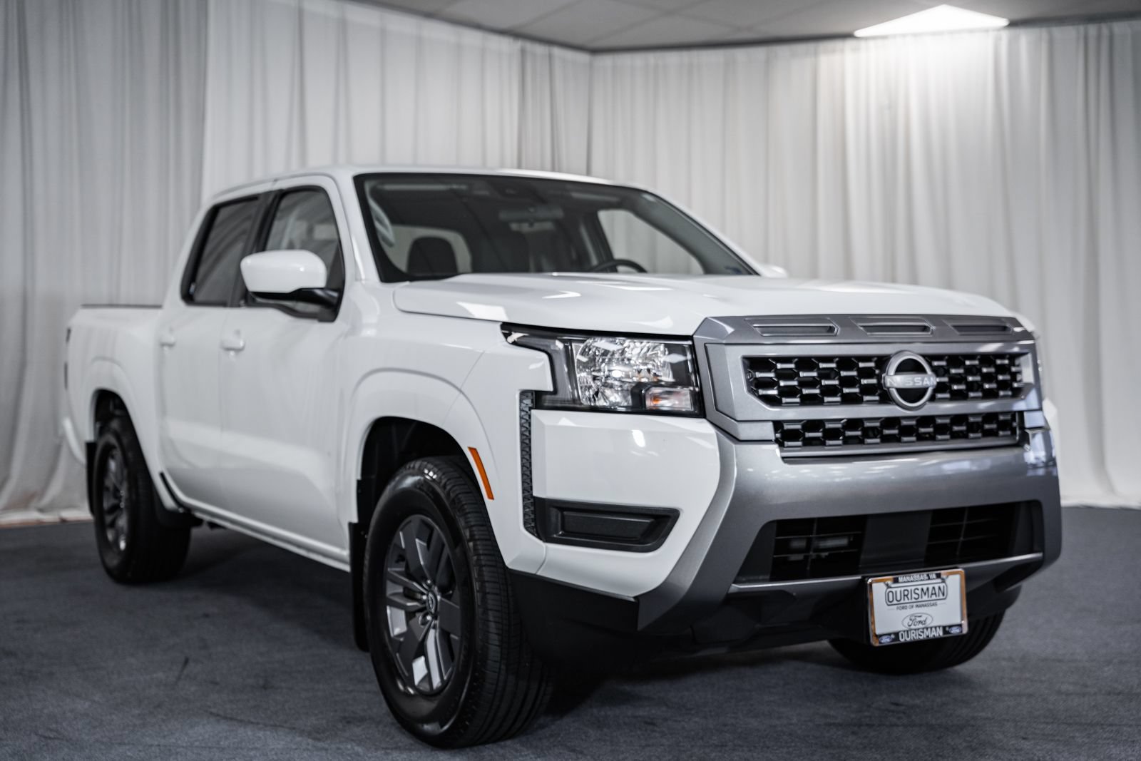 Used 2025 Nissan Frontier SV