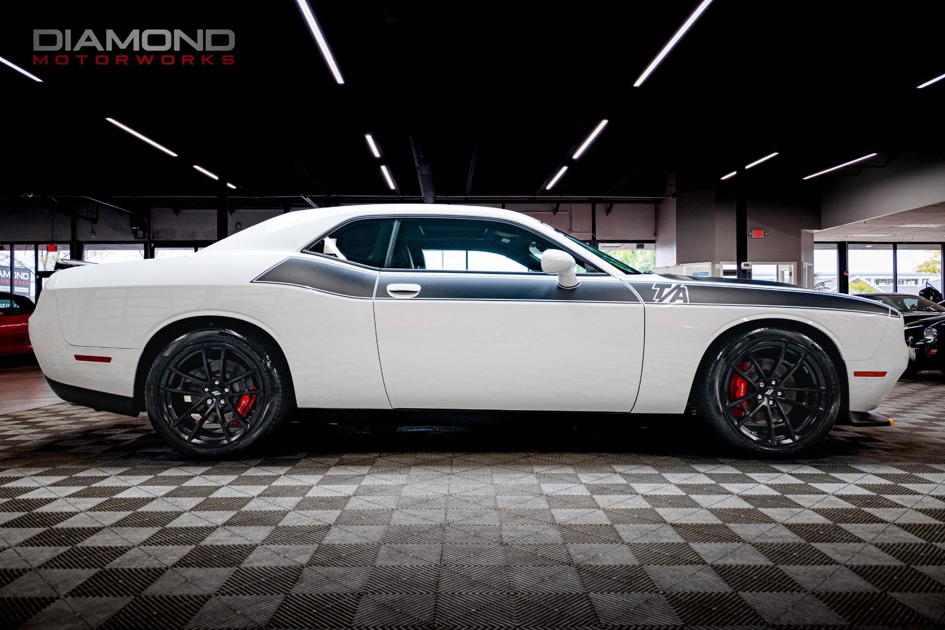 Used 2023 Dodge Challenger R/T w/ T/A Package image 27