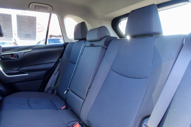 Certified 2022 Toyota RAV4 LE image 24