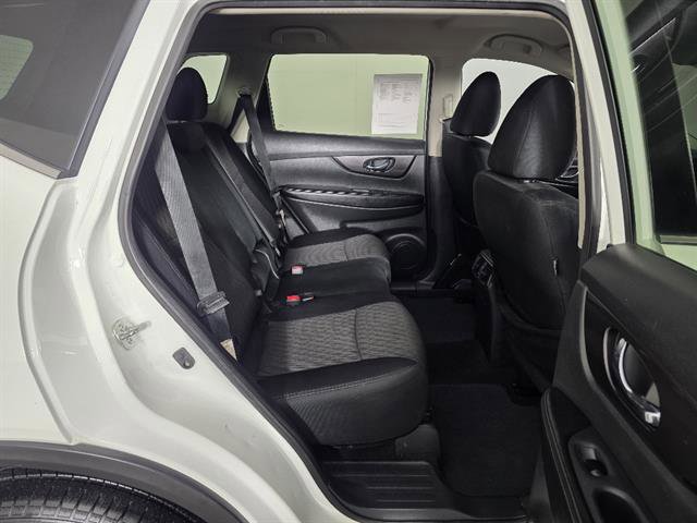 Used 2019 Nissan Rogue S w/ Special Edition Package AWD/4WD image 16