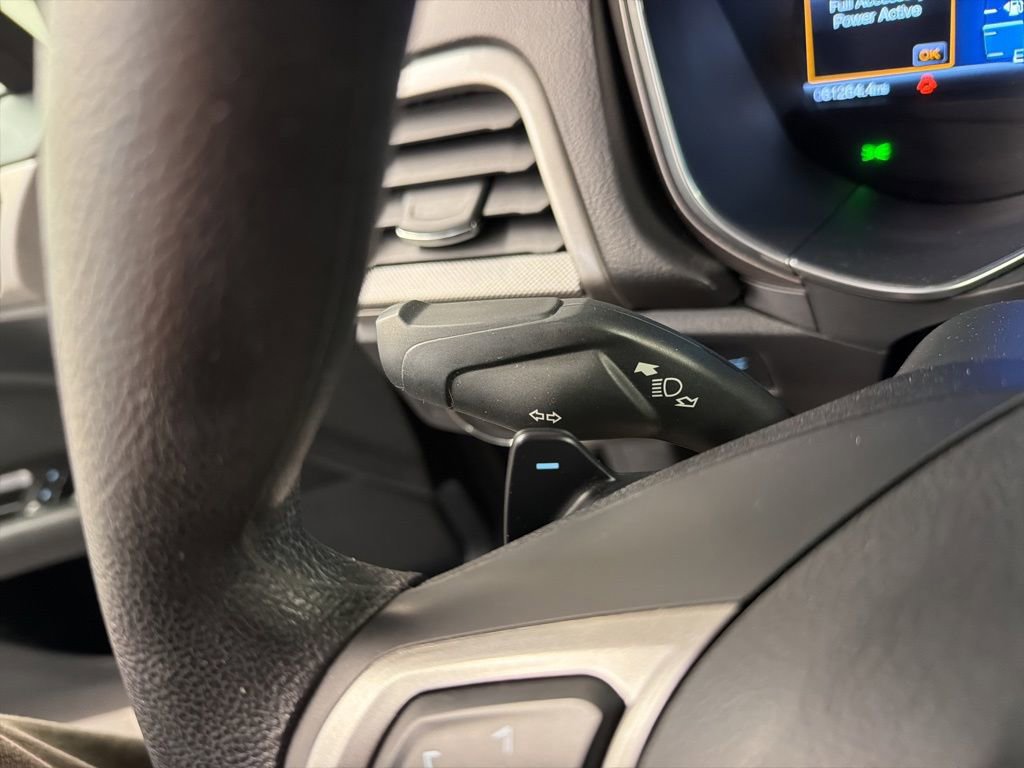 Certified 2017 Ford Fusion SE w/ Fusion SE Technology Package FWD image 20