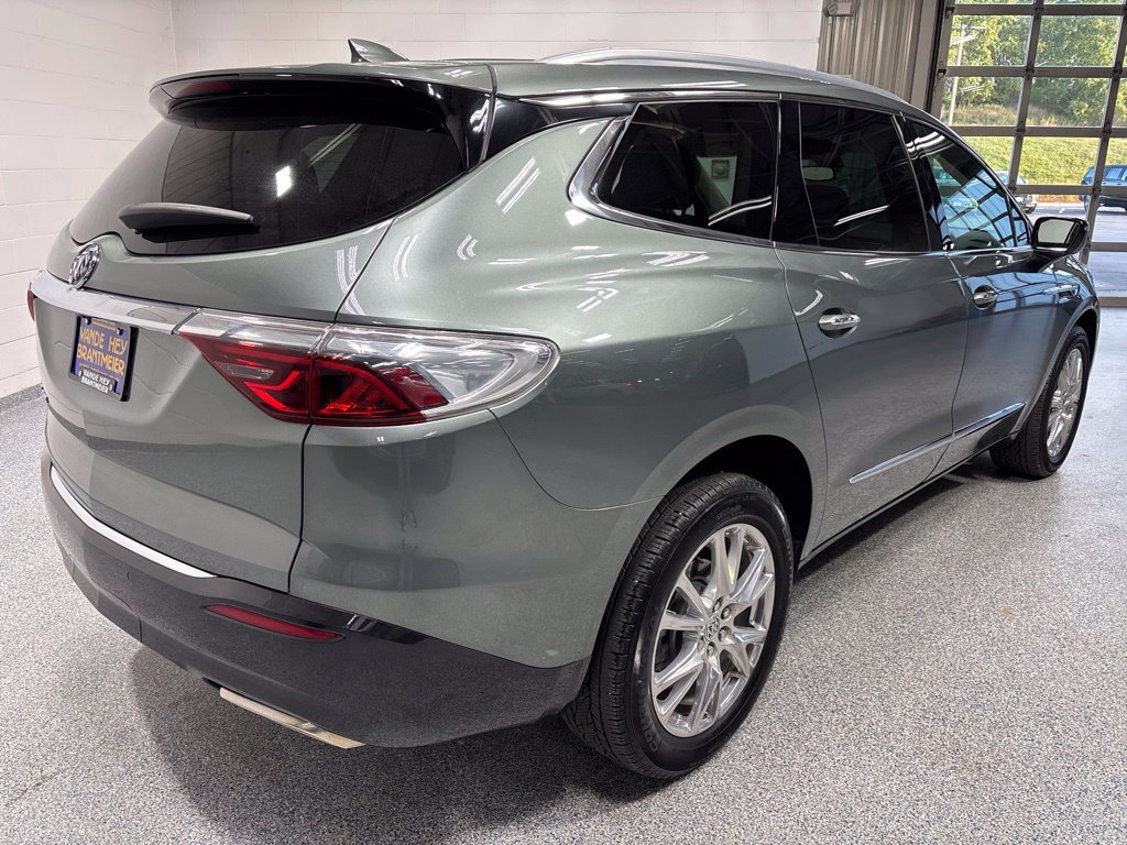 Used 2023 Buick Enclave Essence w/ Experience Buick Package AWD/4WD image 7