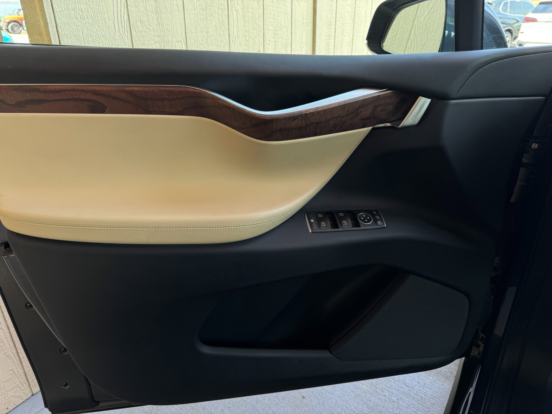 Used 2016 Tesla Model X Performance image 76