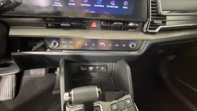 Used 2023 Kia Sportage X-Line AWD/4WD image 30