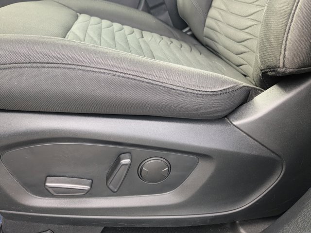 Used 2020 Ford Explorer XLT image 21