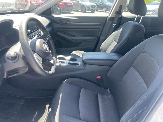 Used 2024 Nissan Altima 2.5 S image 9