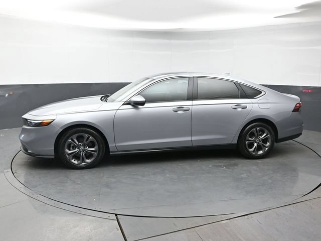 Used 2023 Honda Accord EX image 2