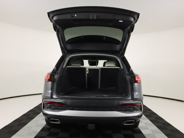 Certified 2025 Audi Q5 Premium w/ Convenience Package AWD/4WD image 24