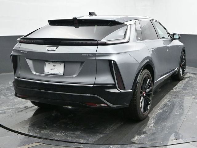 New 2025 Cadillac Lyriq Luxury w/ LPO, Red Accent Package image 7
