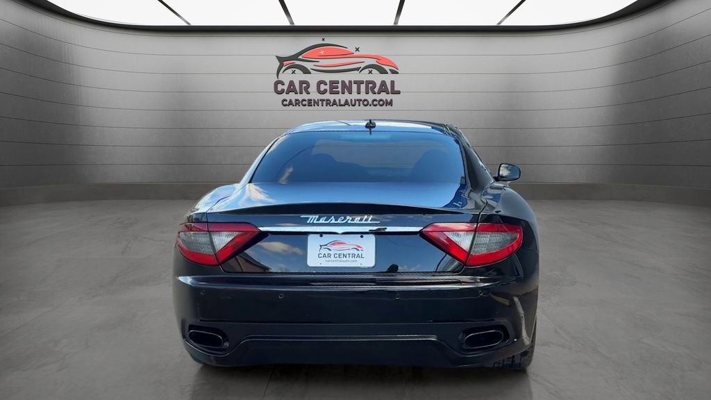 Used 2015 Maserati GranTurismo MC image 8