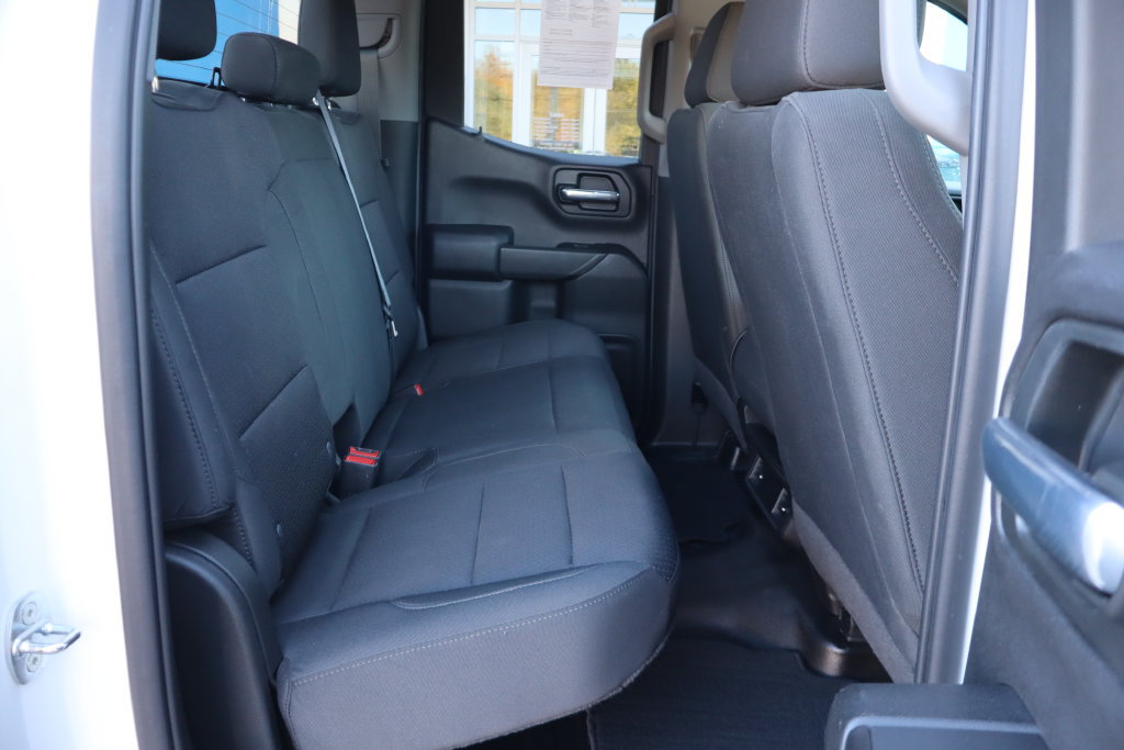 Used 2022 Chevrolet Silverado 1500 W/T w/ WT Value Package AWD/4WD image 18