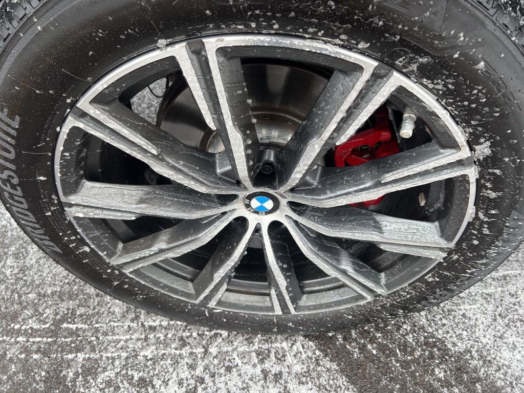 Used 2023 BMW X5 xDrive40i w/ M Sport Package image 42