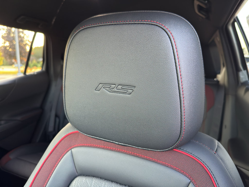 New 2027 Chevrolet Equinox RS w/ Safety and Technology Package FWD image 12