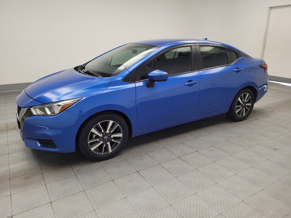 Used 2021 Nissan Versa SV FWD image 2