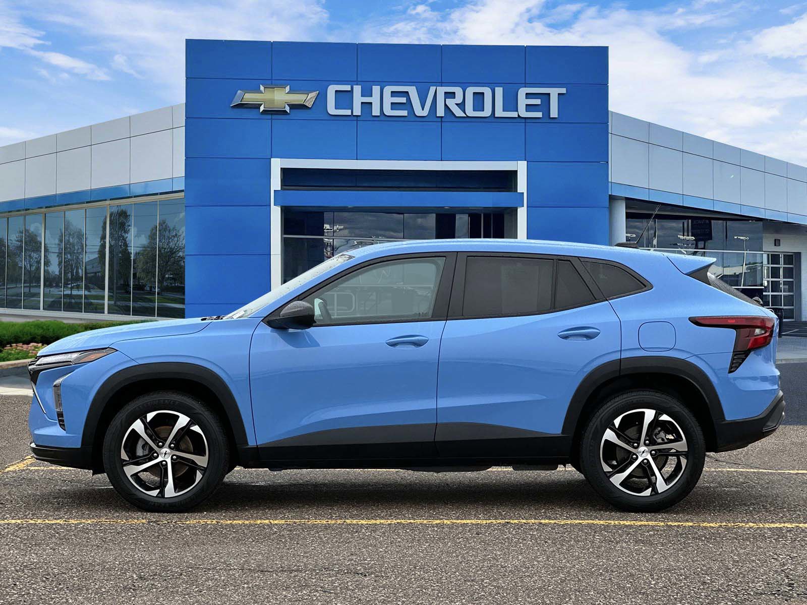 Certified 2024 Chevrolet Trax RS w/ Driver Confidence Package image 2